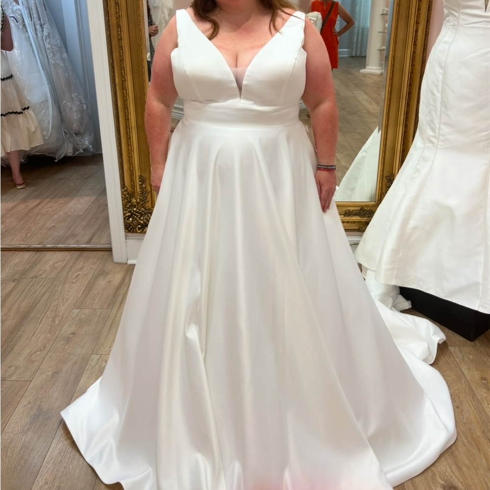 Ivory Satin Wedding dress